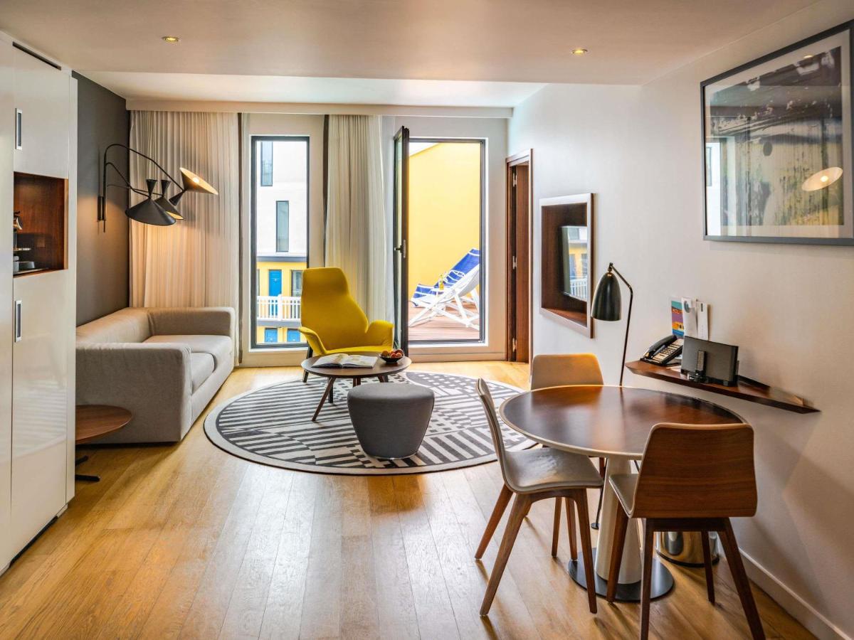 Coin salon dans l'établissement Molitor Hotel & Spa Paris - MGallery Collection
