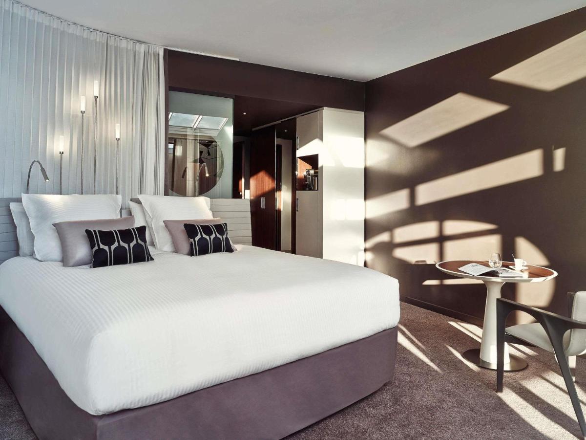 Un ou plusieurs lits dans un hébergement de l'établissement Molitor Hotel & Spa Paris - MGallery Collection