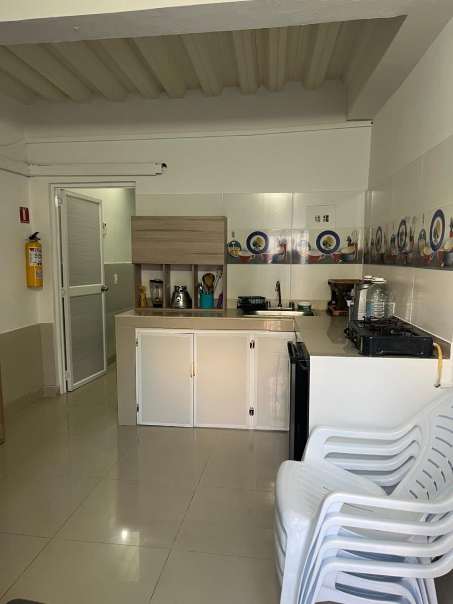 Fuentes House - Housity