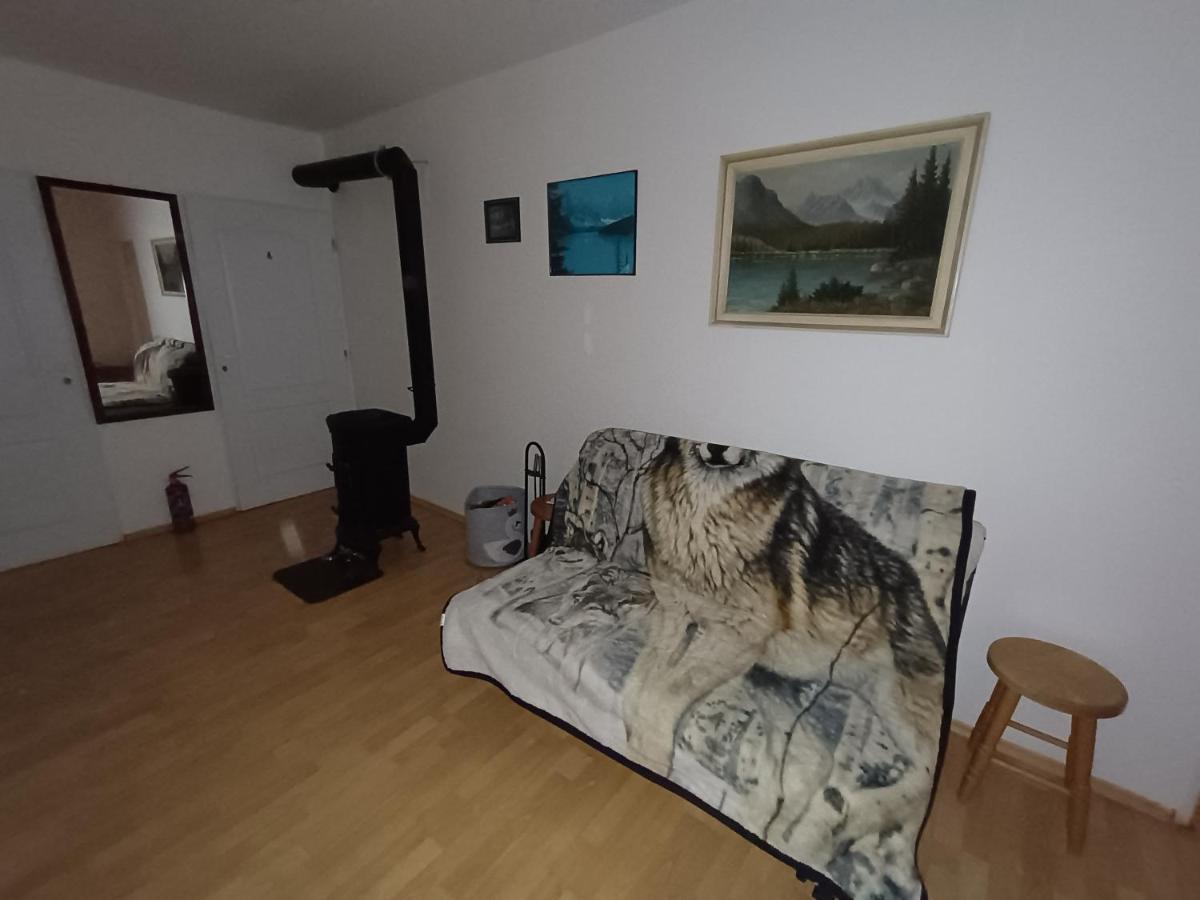 HannaH - Relax dom pod orechom - 2i rodinné štúdio so zdieľanou kuchyňou - Housity