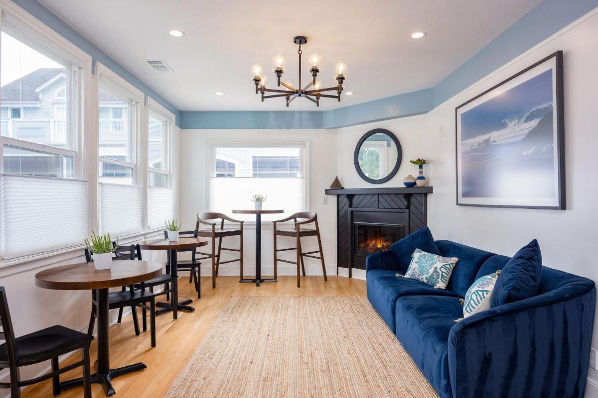 BytheSea Inn - Housity