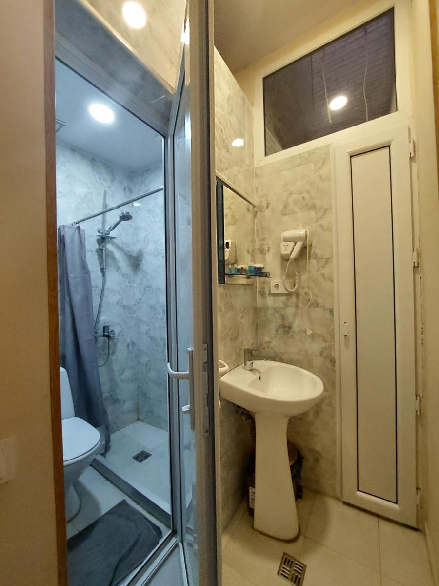 Dodo-Inga's Apartment - Hizvo