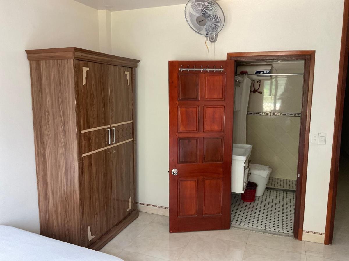 Holly's Hostel Ha Giang B&B - Hizvo