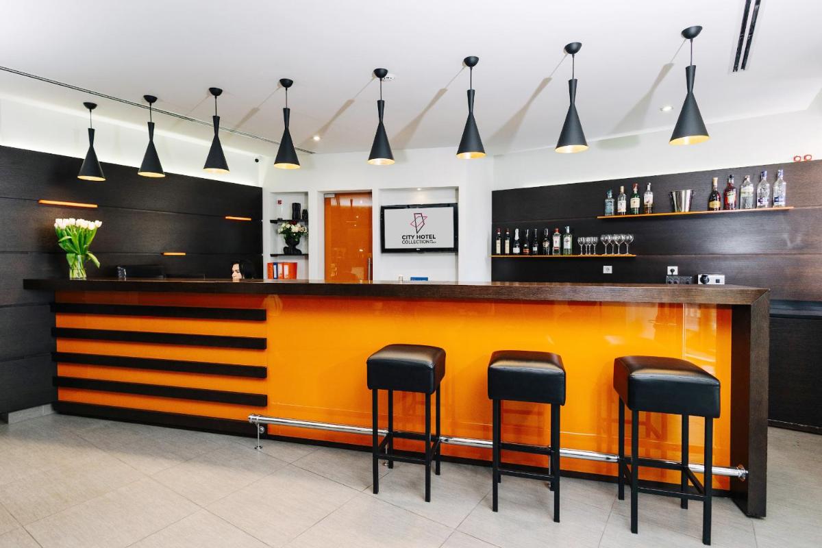 City Park Hotel by CHM - Housity