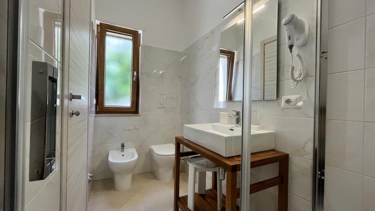 Montegrappa Garden B&b - Housity