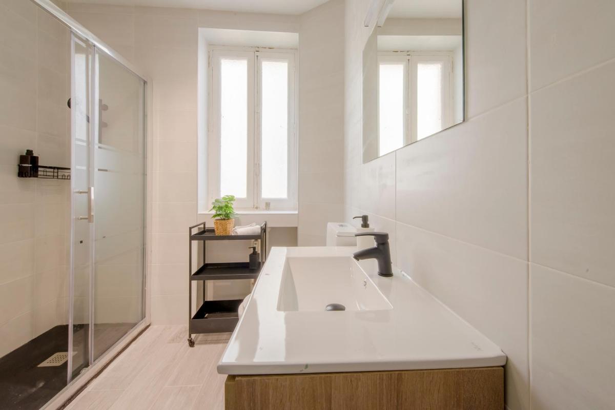 Cool Apartment para 7 en el Centro, La Latina - Housity