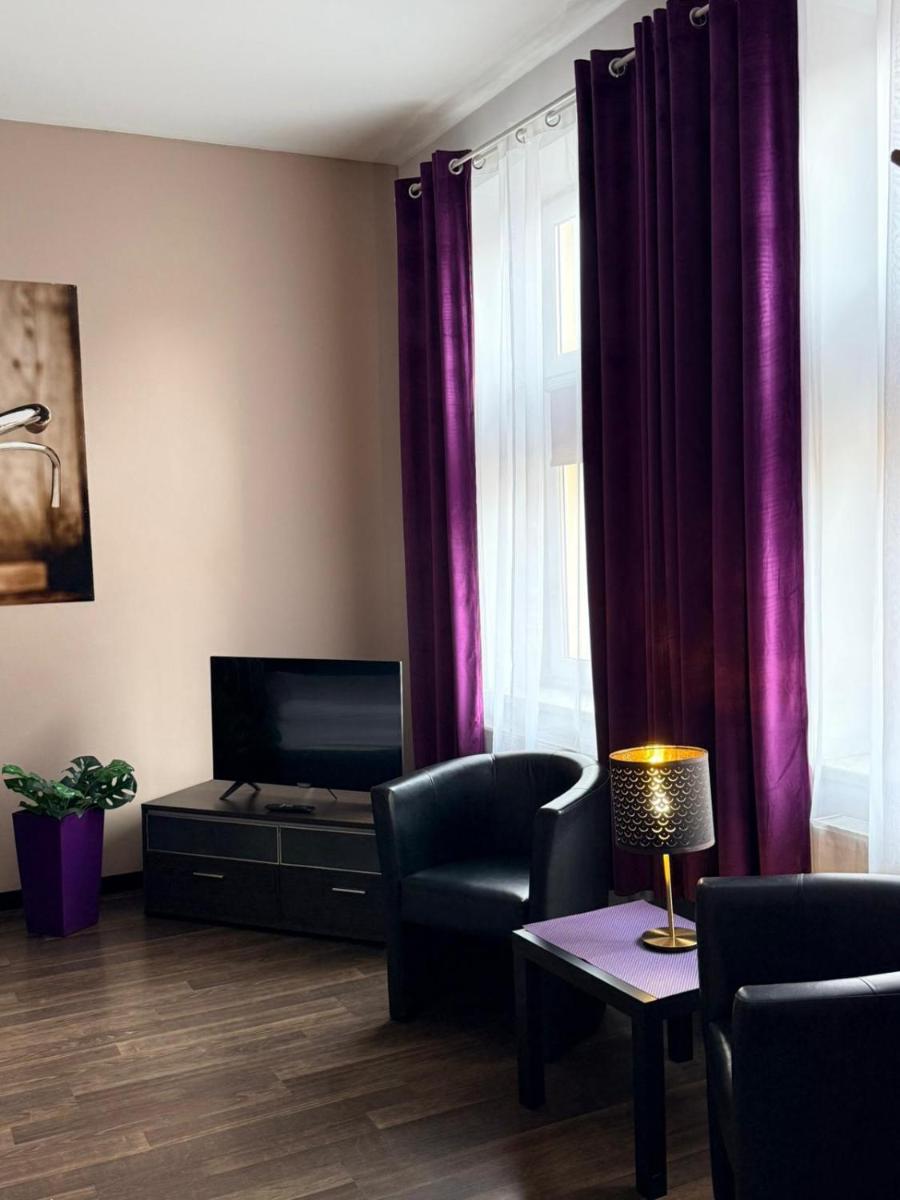 Harmonica Studio - Housity