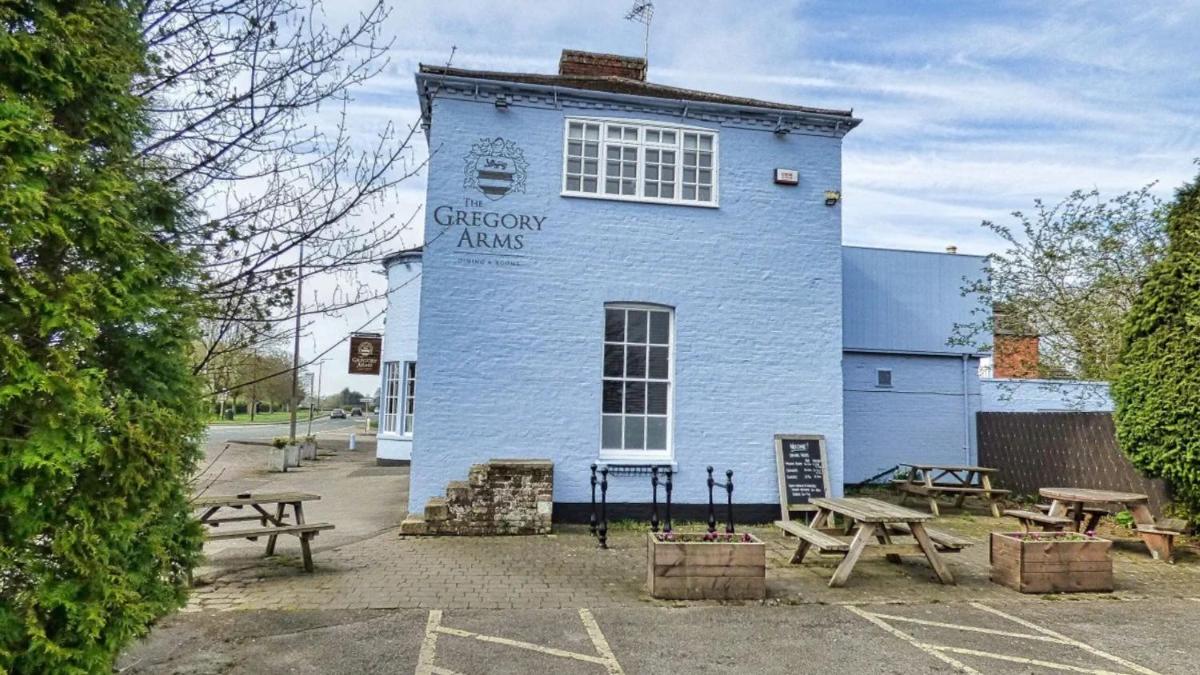 The Gregory Arms - Housity