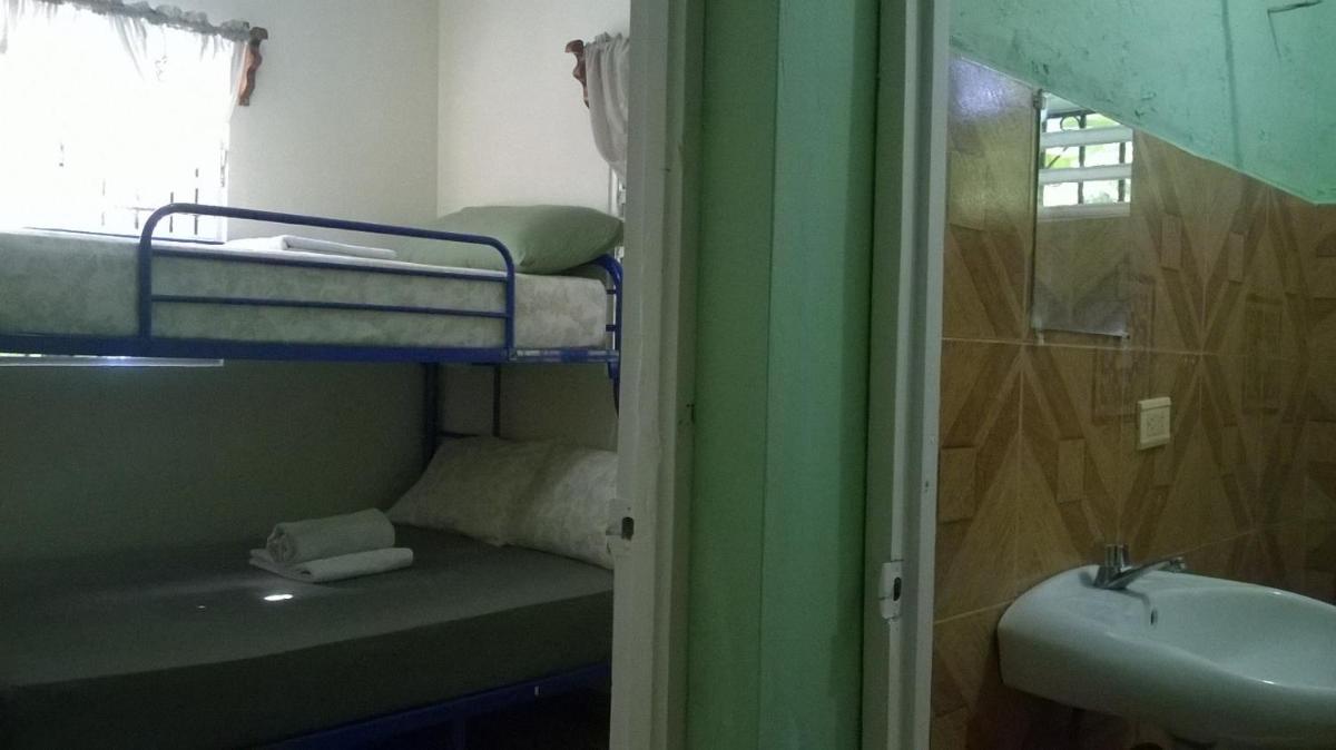 Las Galeras Island Hostel - Housity