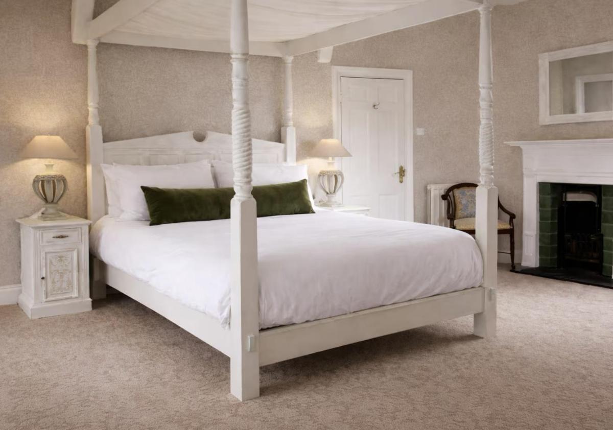 Otterburn Castle - Housity
