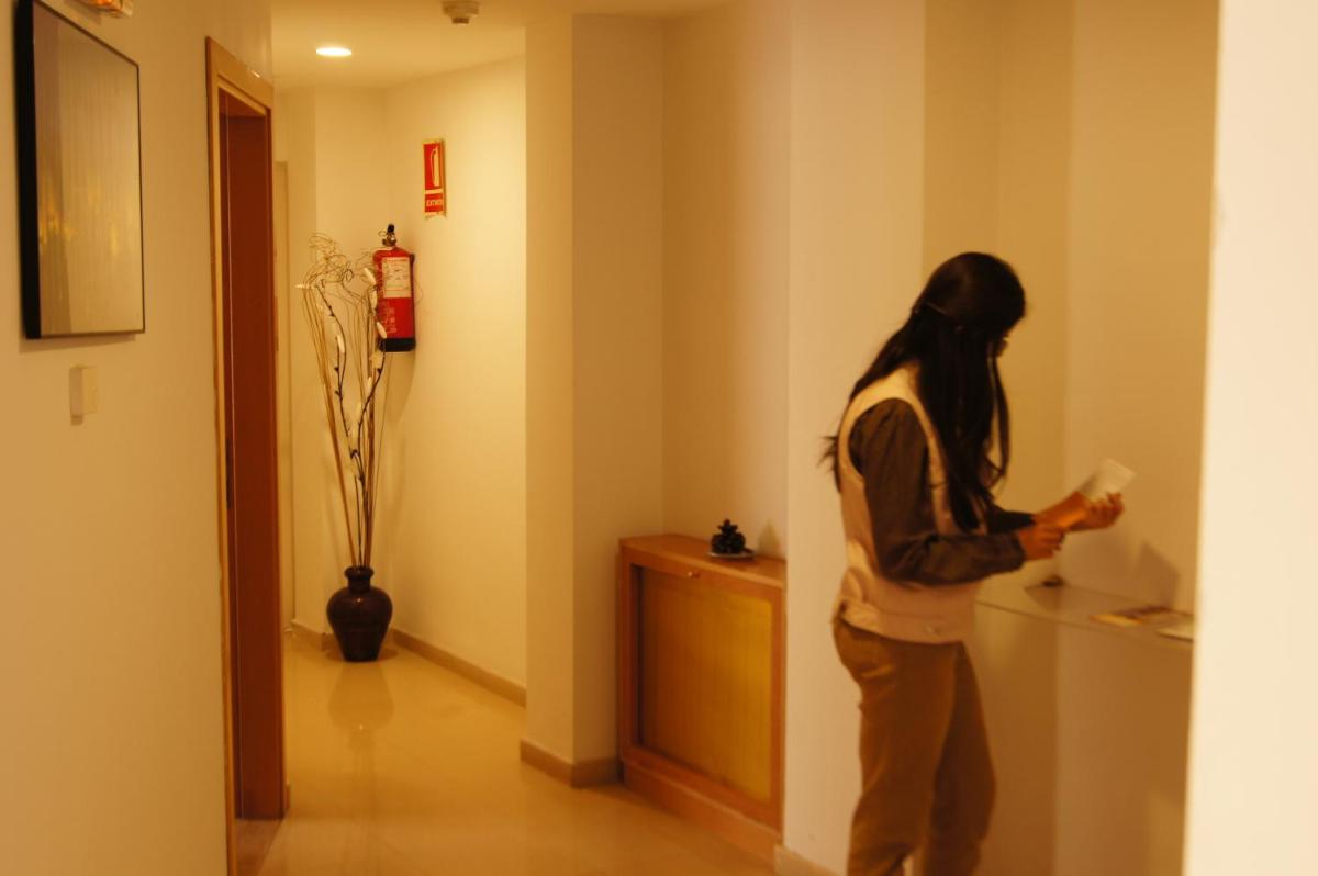Hotel Cosmos Tarragona - Housity