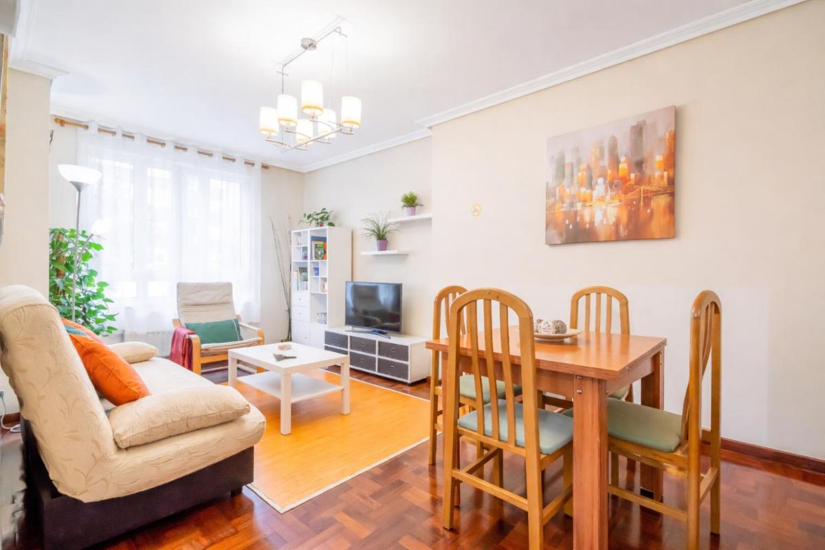 Luminoso y acogedor apartamento en GIJON - Hizvo