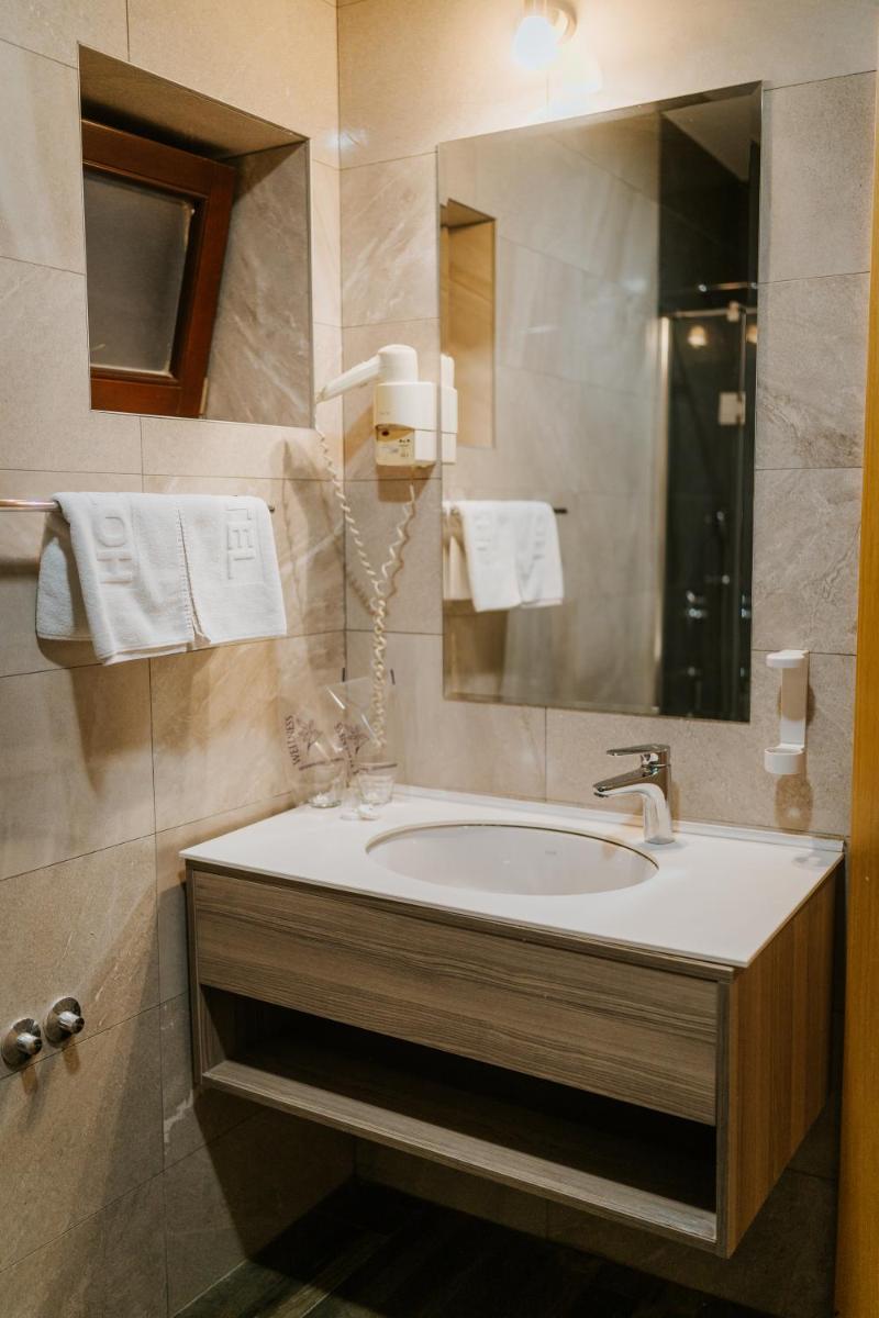 Tourist Resort Ribarsko Ostrvo - Housity