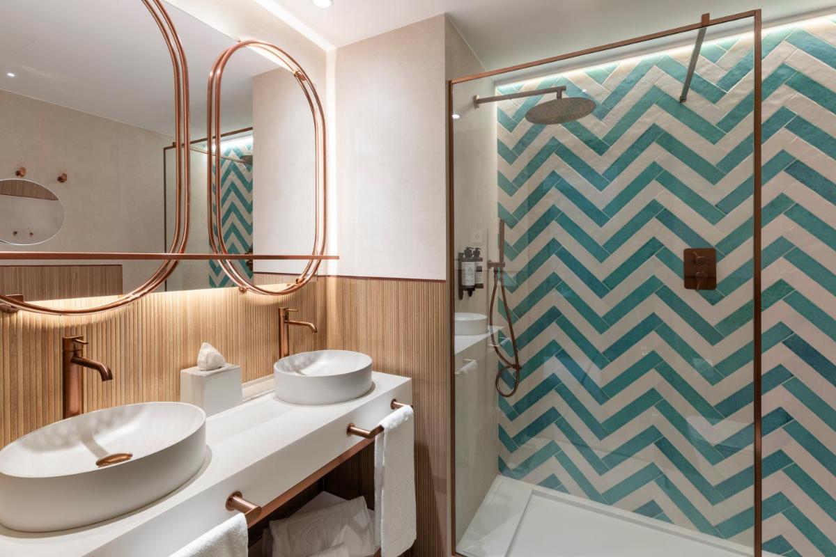 Vincci Resort Costa Golf - Housity