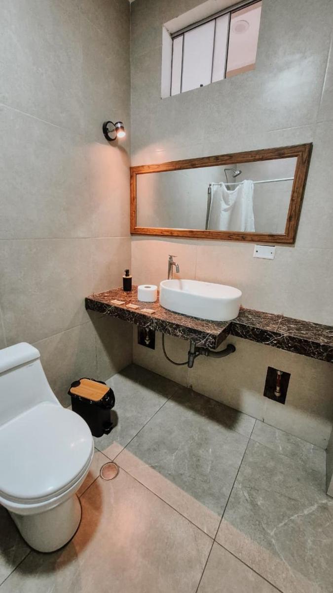 Hostel Willys House - Hizvo