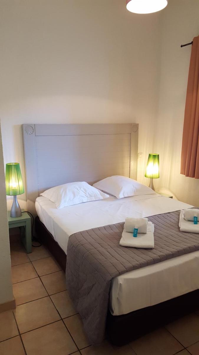 UZES APPART HOTEL Résidence Le Mas des Oliviers - Housity