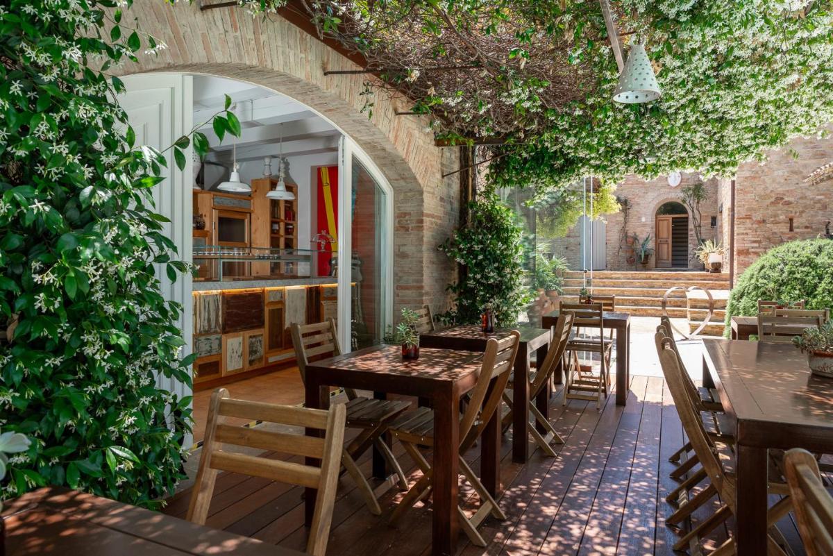 Castello di Granarola Relais - Adults Friendly - - Housity