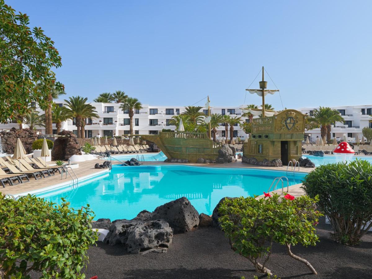 H10 Suites Lanzarote Gardens - Housity