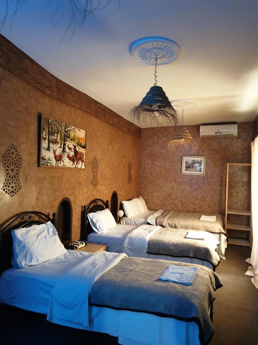 Riad IZRAREN - FIGUIG - Housity