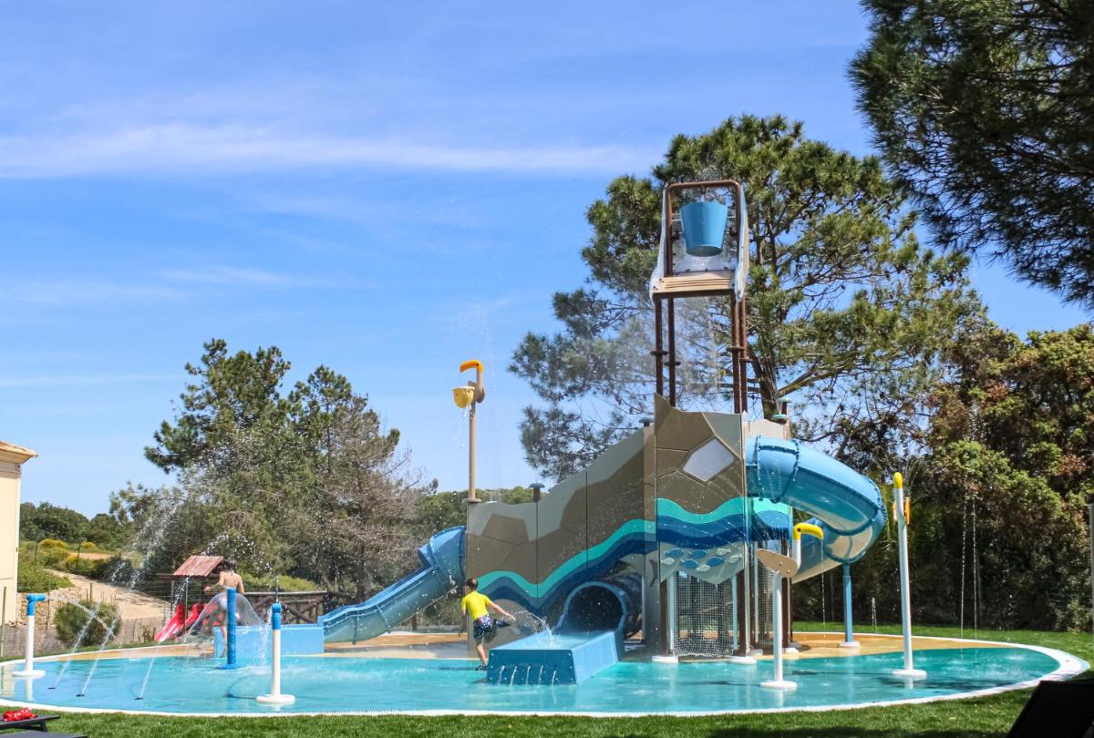 A piscina em ou perto de AP Adriana Beach Resort