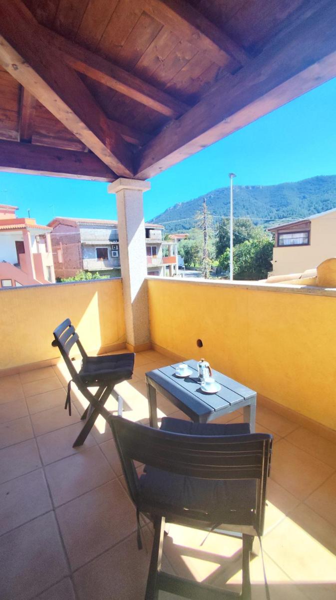 Domu Laura - Housity