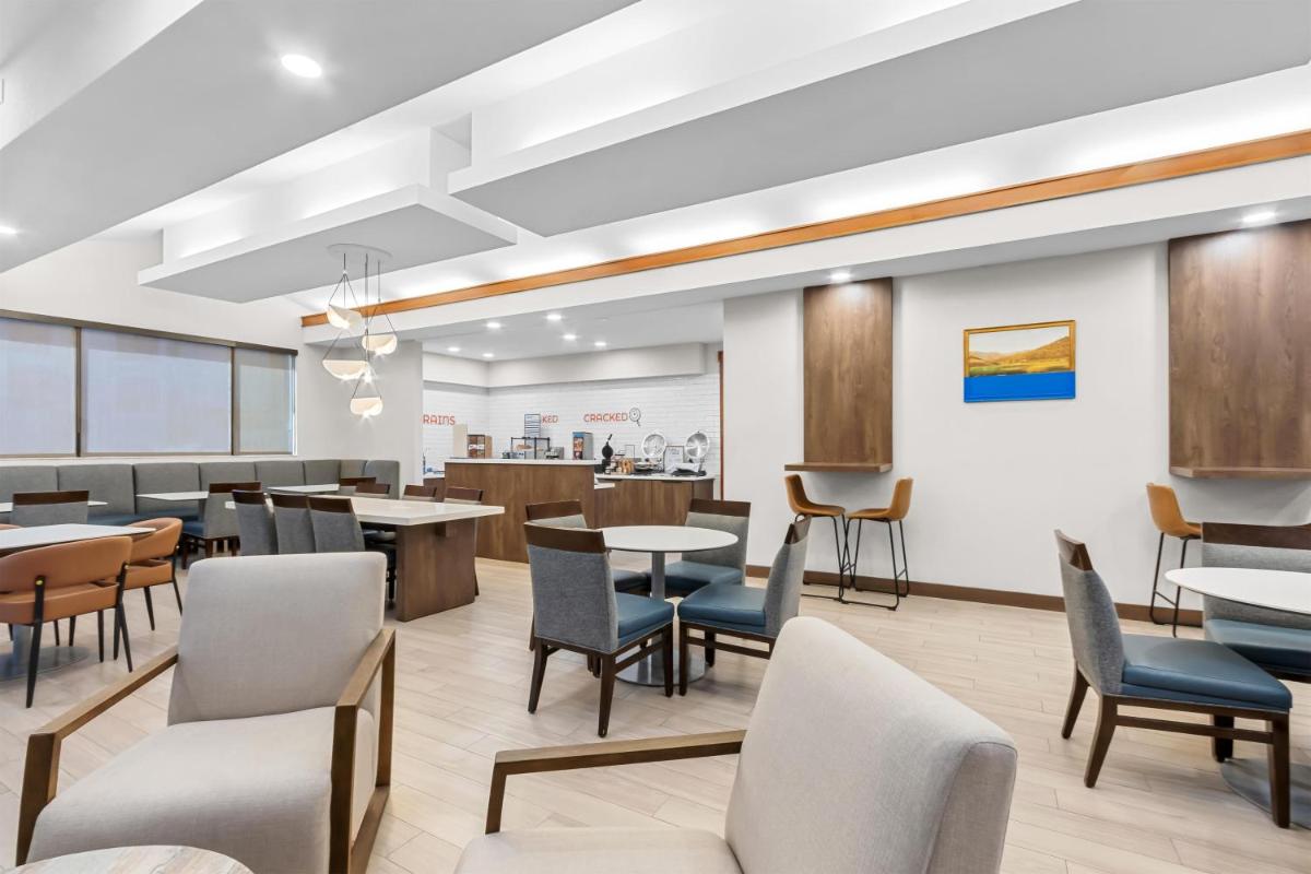 Sonesta ES Suites Phoenix Goodyear - Housity