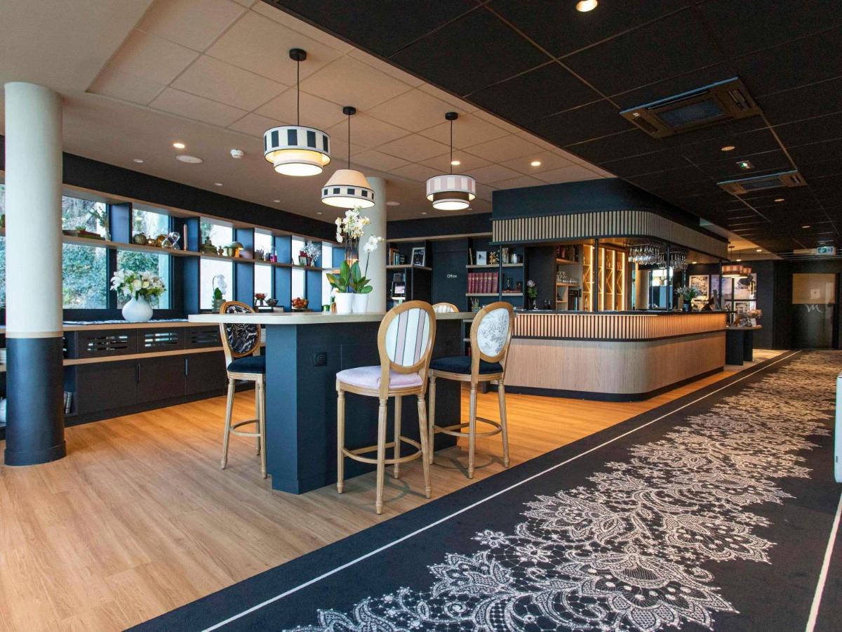 Salon ou bar de l'établissement Mercure Granville Le Grand Large