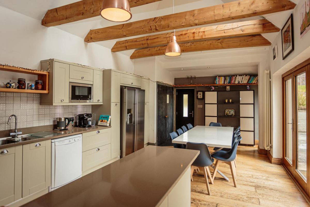 Southcliff House - Housity