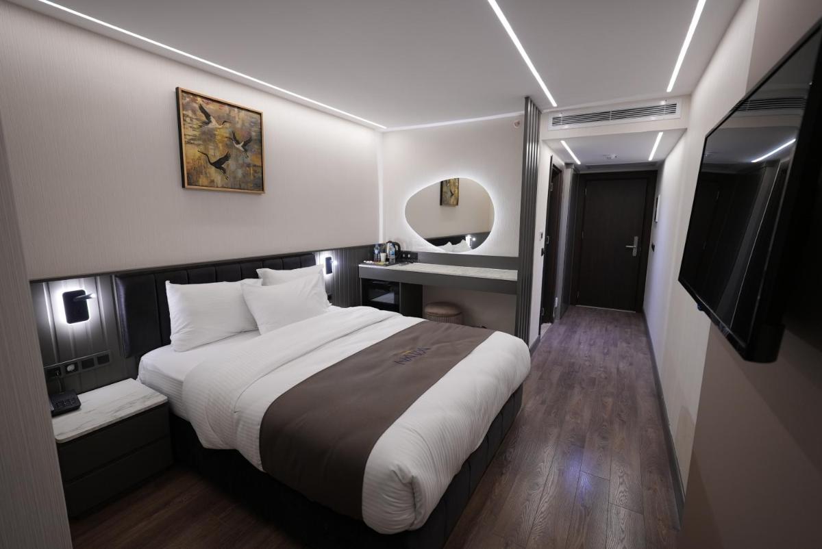The Nava Hotel - Housity