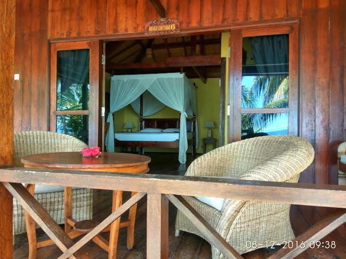 Sea World Club Beach Resort & Dive Center - Housity