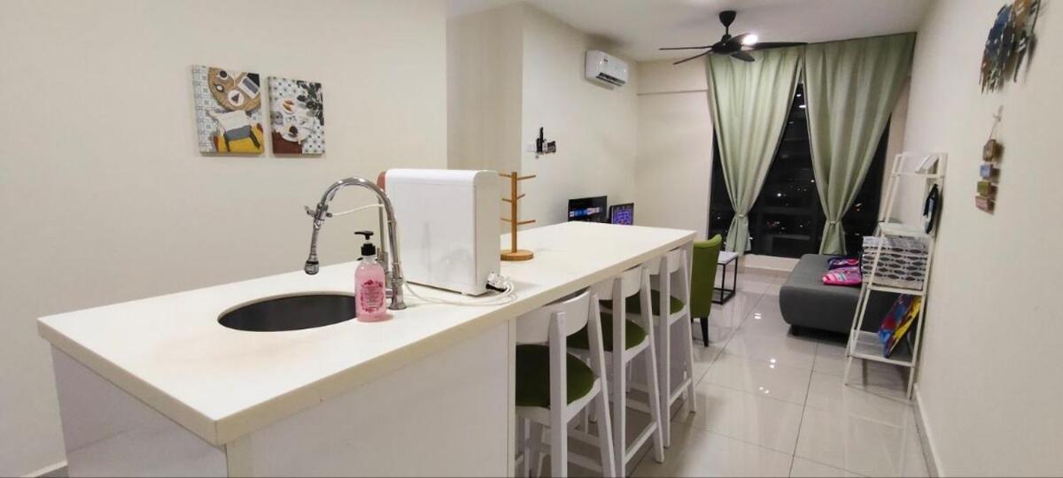 Homestay 2 ARC Austin Hills 5-6pax 3BR - Hizvo