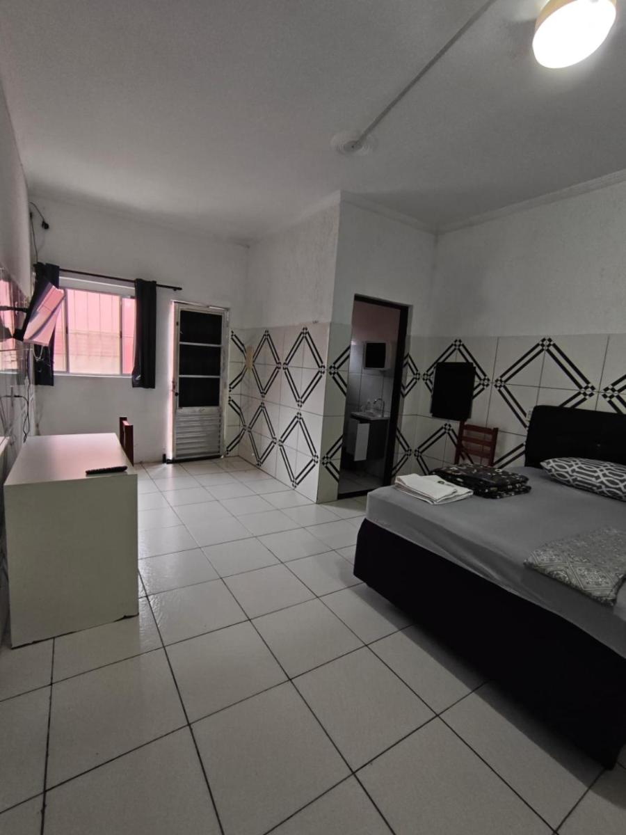 Kitnet Monte Mor 01 - Housity
