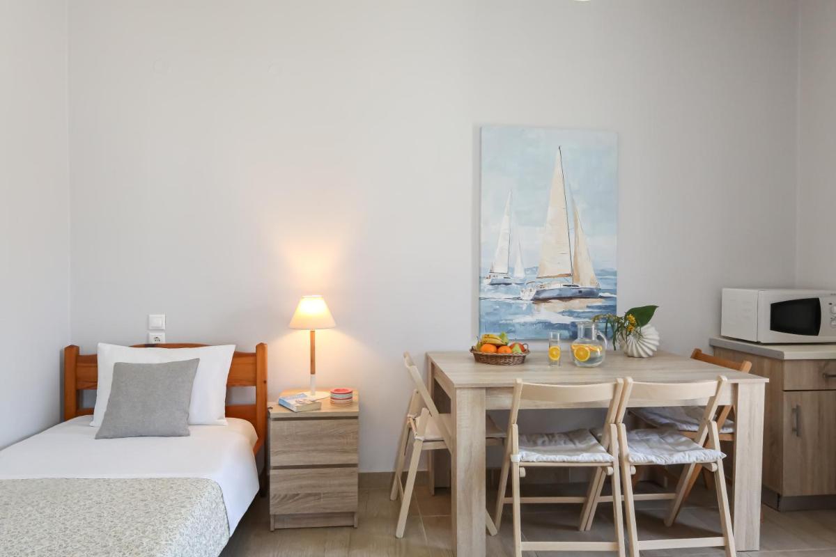 Nefeli Rooms - Housity