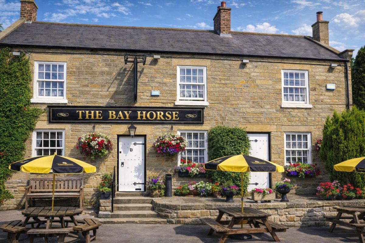 The Bay Horse Country Inn - Housity