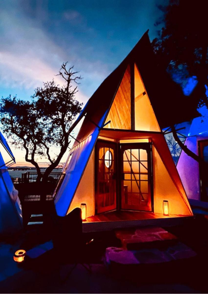 The Retreat on the Hill - Housity