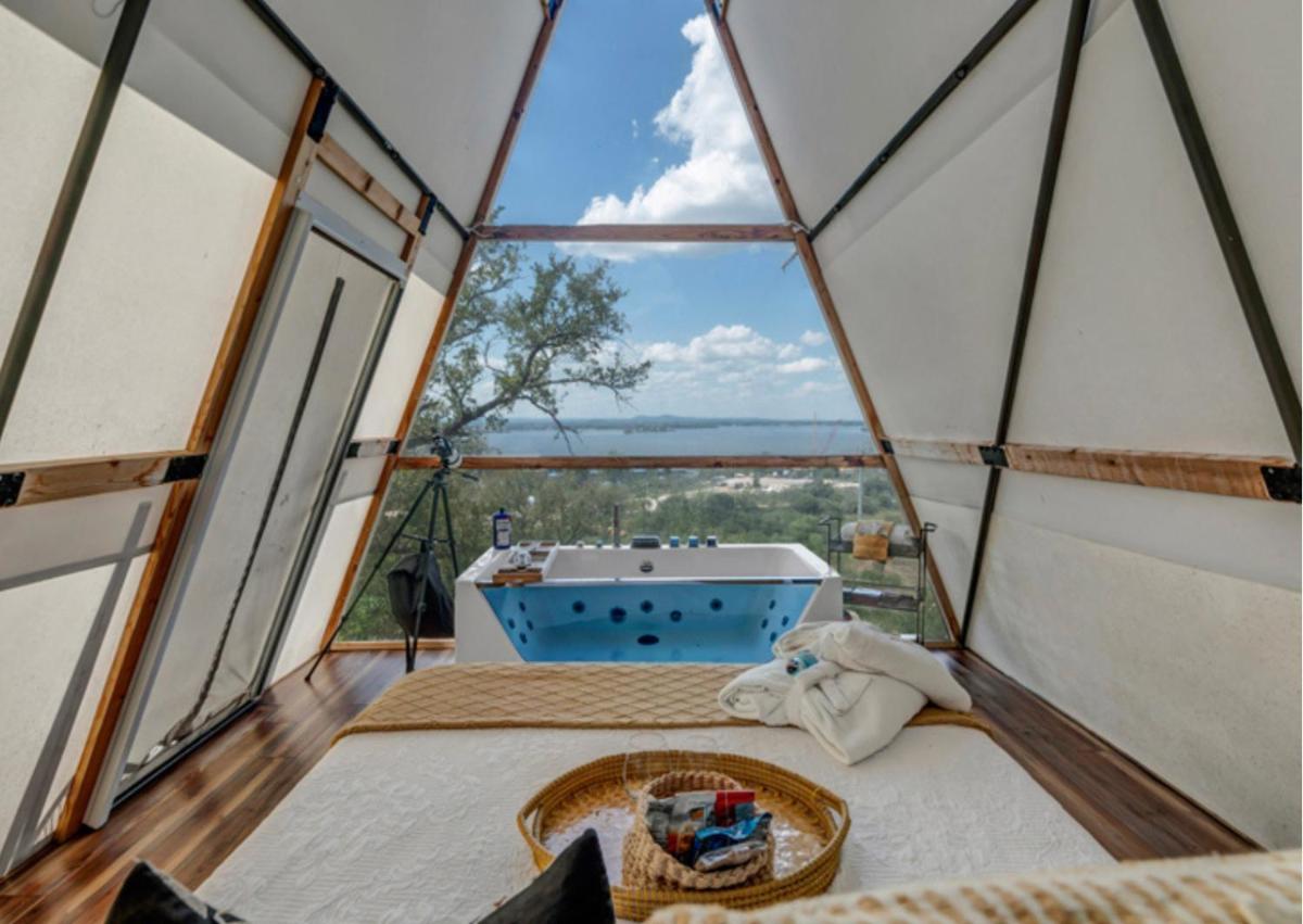 The Retreat on the Hill - Housity