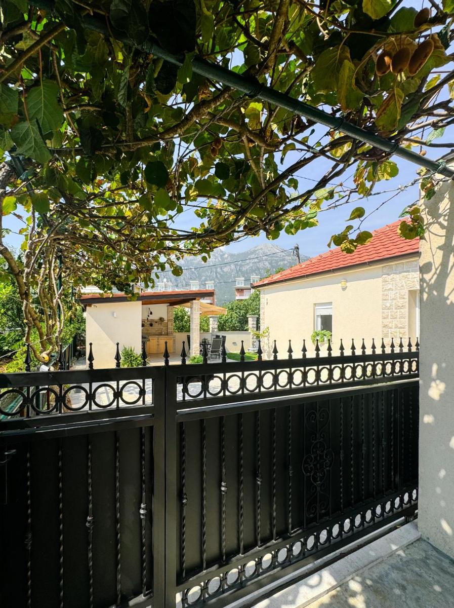 Casa Verde Family Home, Zelenika - Housity