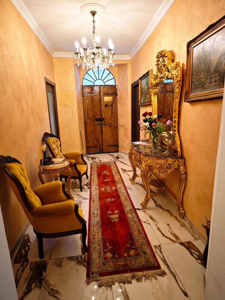 Villa Oro Verde - vicino Cannobio - Housity