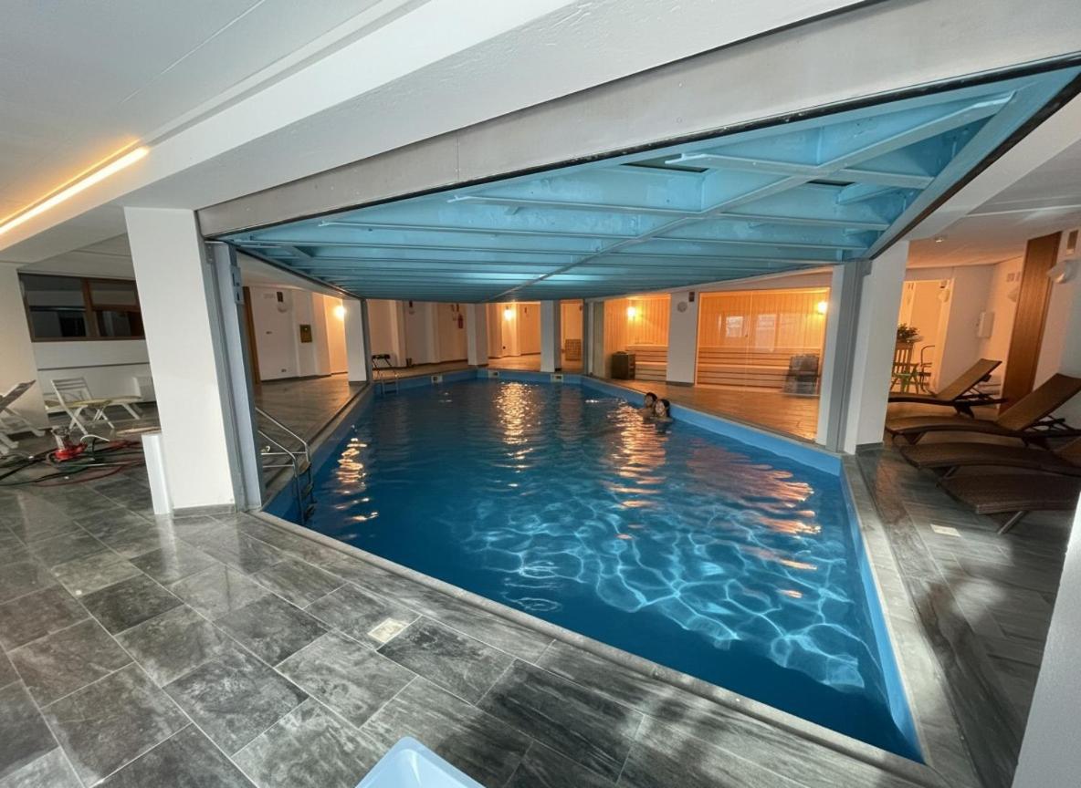 Hotel Chalet du Soleil - Housity