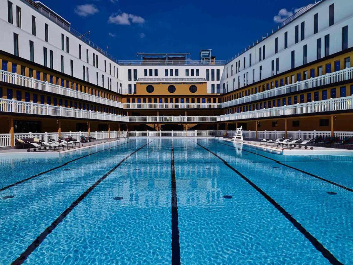 Piscine de l'établissement Molitor Hotel & Spa Paris - MGallery Collection ou située à proximité