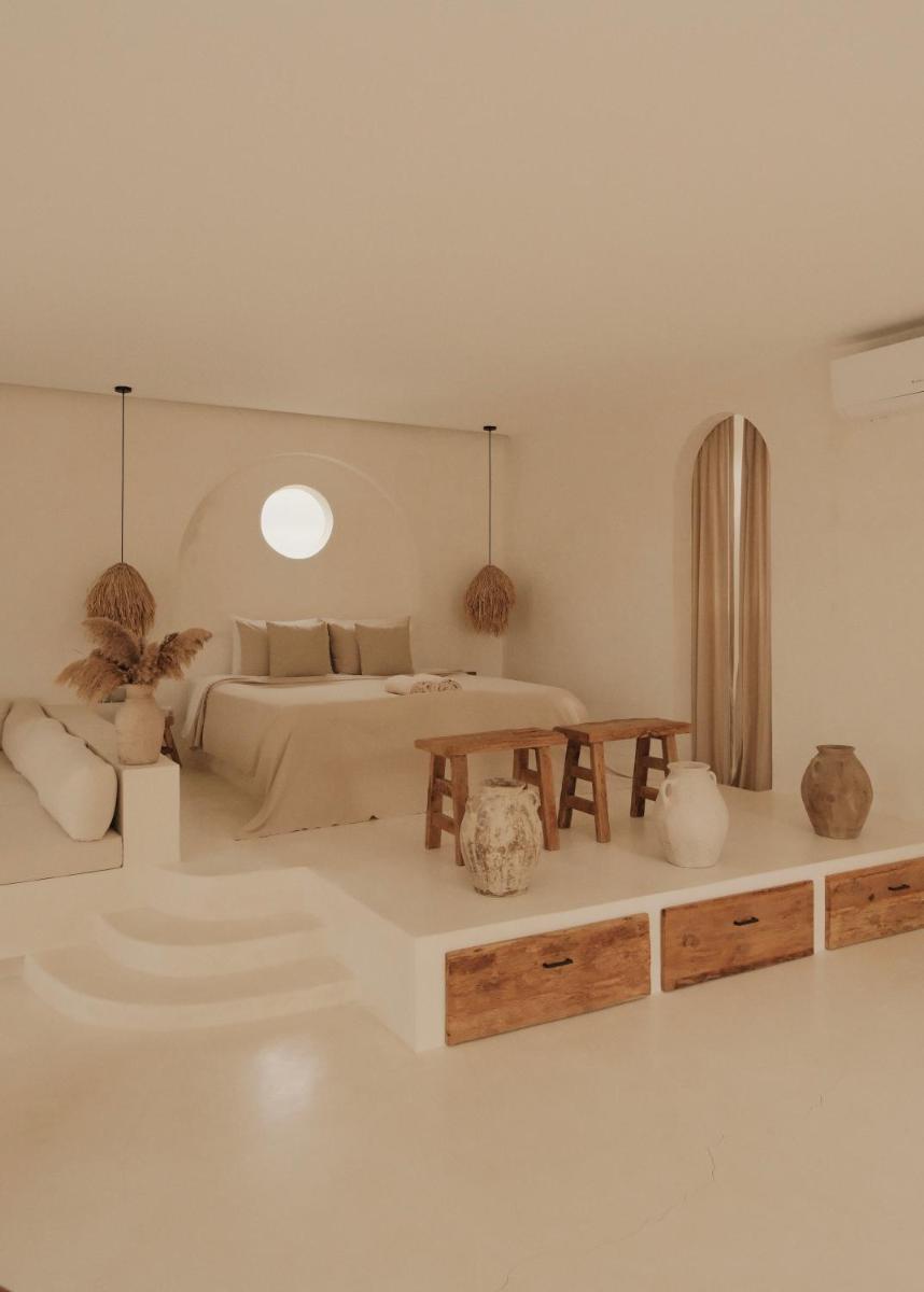 CASA ULU Boutique Hotel - Uluwatu, Adult-only, 6 min to Nyang Nyang beach - Housity