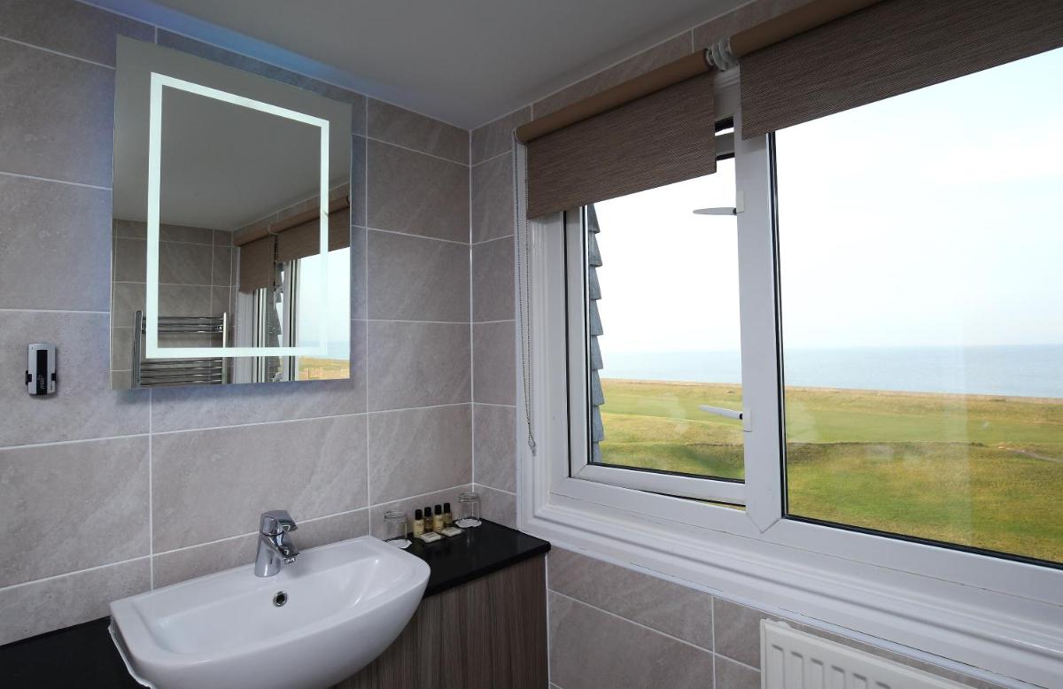 Leasowe Castle Hotel - Housity