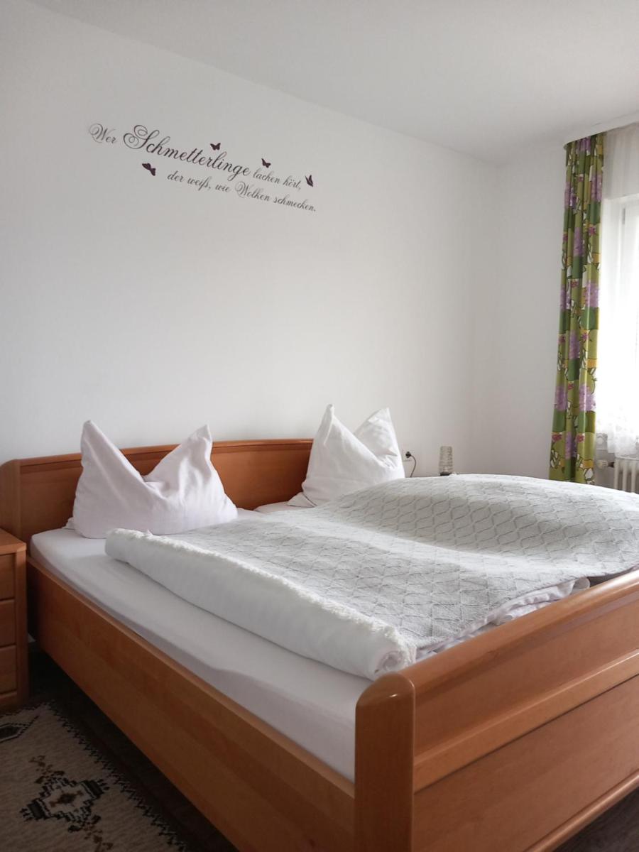 Pension Ochsen, Gästezimmer in Unadingen - Housity