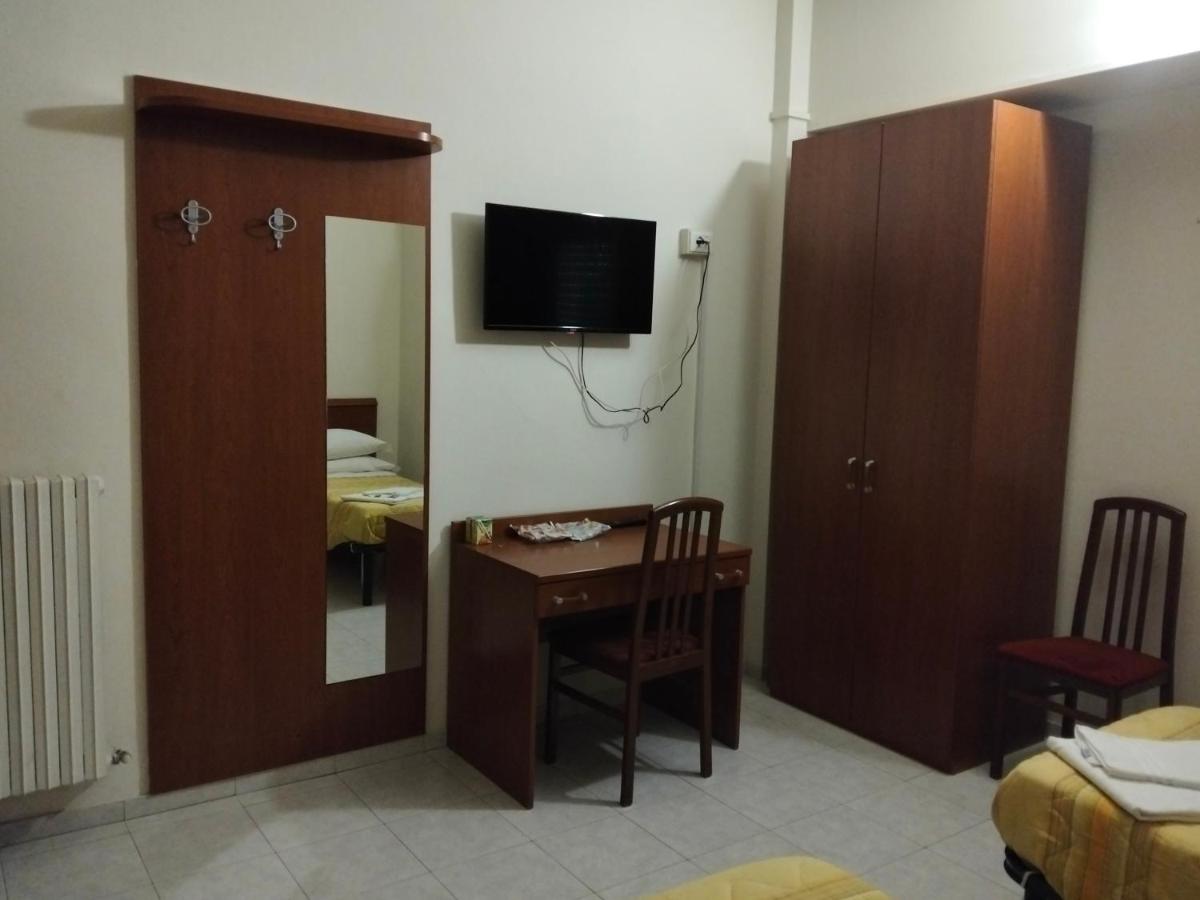 Hotel Polo - Housity