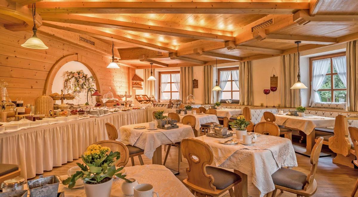 Hotel Mutz Garni - Housity