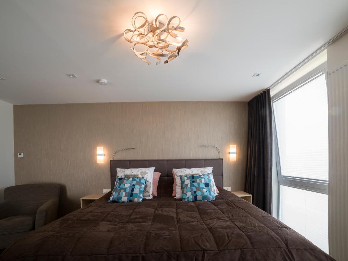 Q Studio - Housity