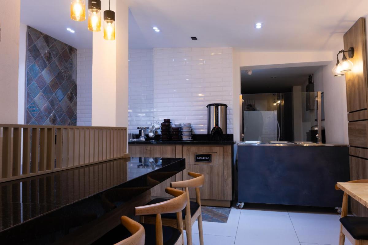 Micro Hotel Rio de Piedras - Housity