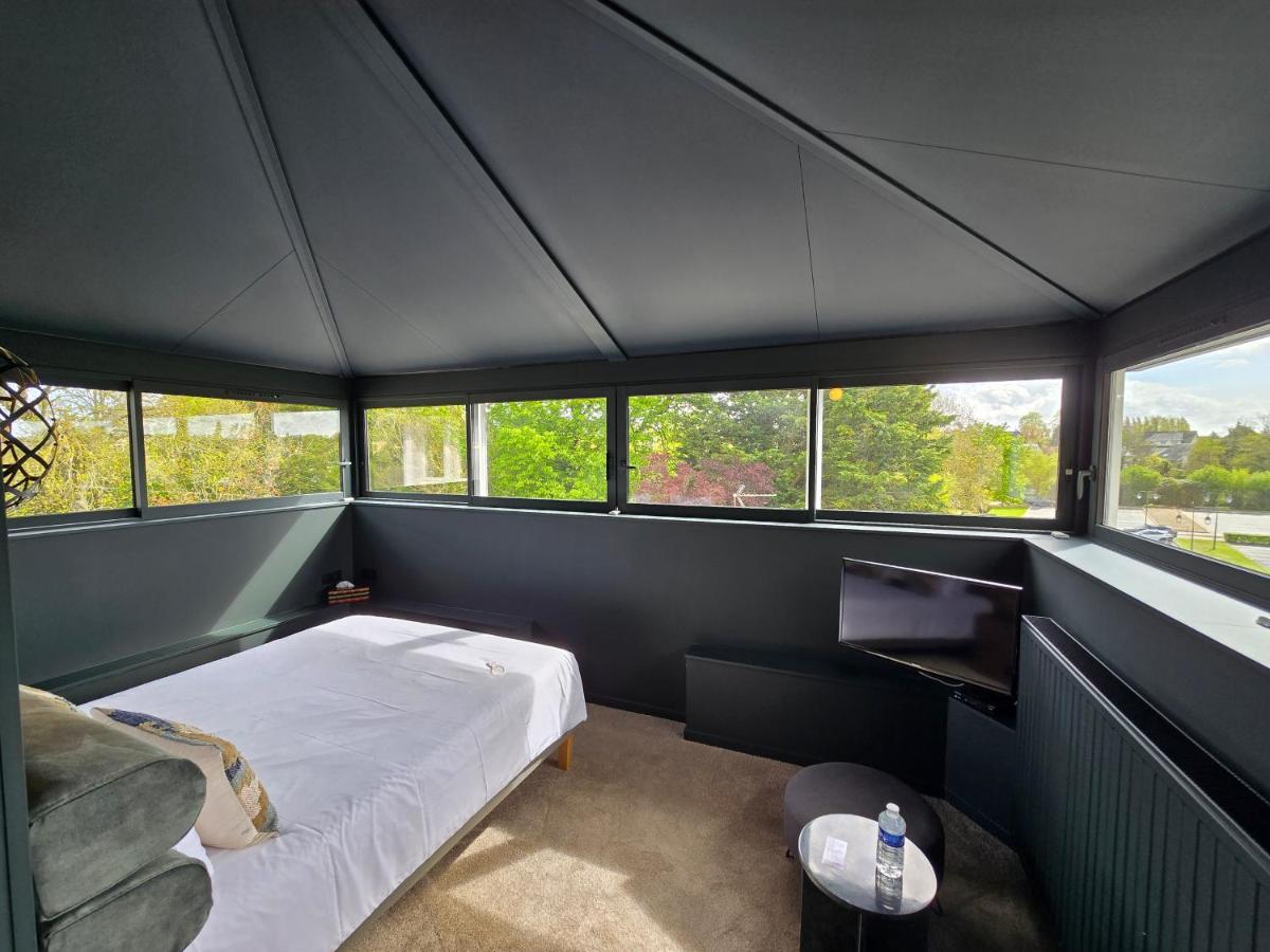 Le Castel Guesthouse - Housity