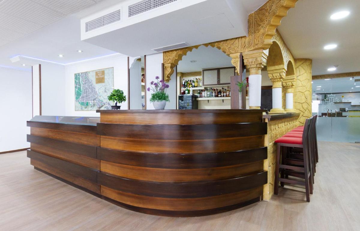 Apartamentos El Tajo & SPA - Hizvo