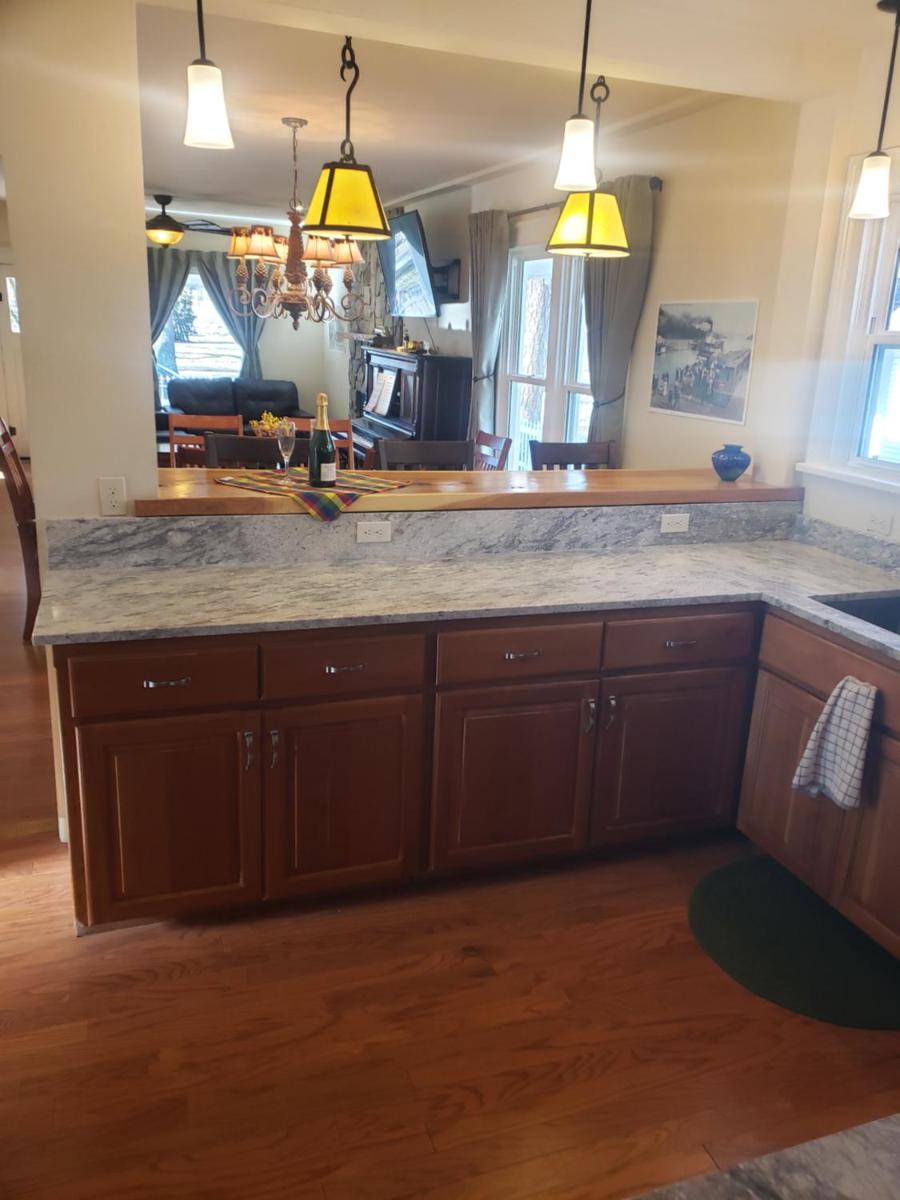 Coeur d Alene Inn Guest House - Housity